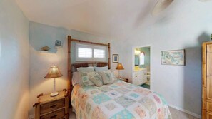 3 bedrooms, iron/ironing board, free WiFi, bed sheets - 4851 Estero Blvd. - Spacious Pool Home near Beach (Fort Myers Beach)