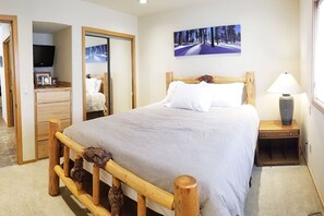 3 Schlafzimmer, Bügeleisen/Bügelbrett, Reisekinderbett, WLAN