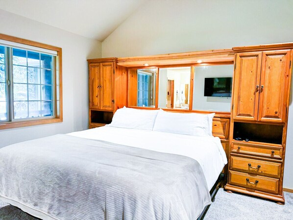 3 habitaciones, tabla de planchar con plancha, cuna de viaje y wifi