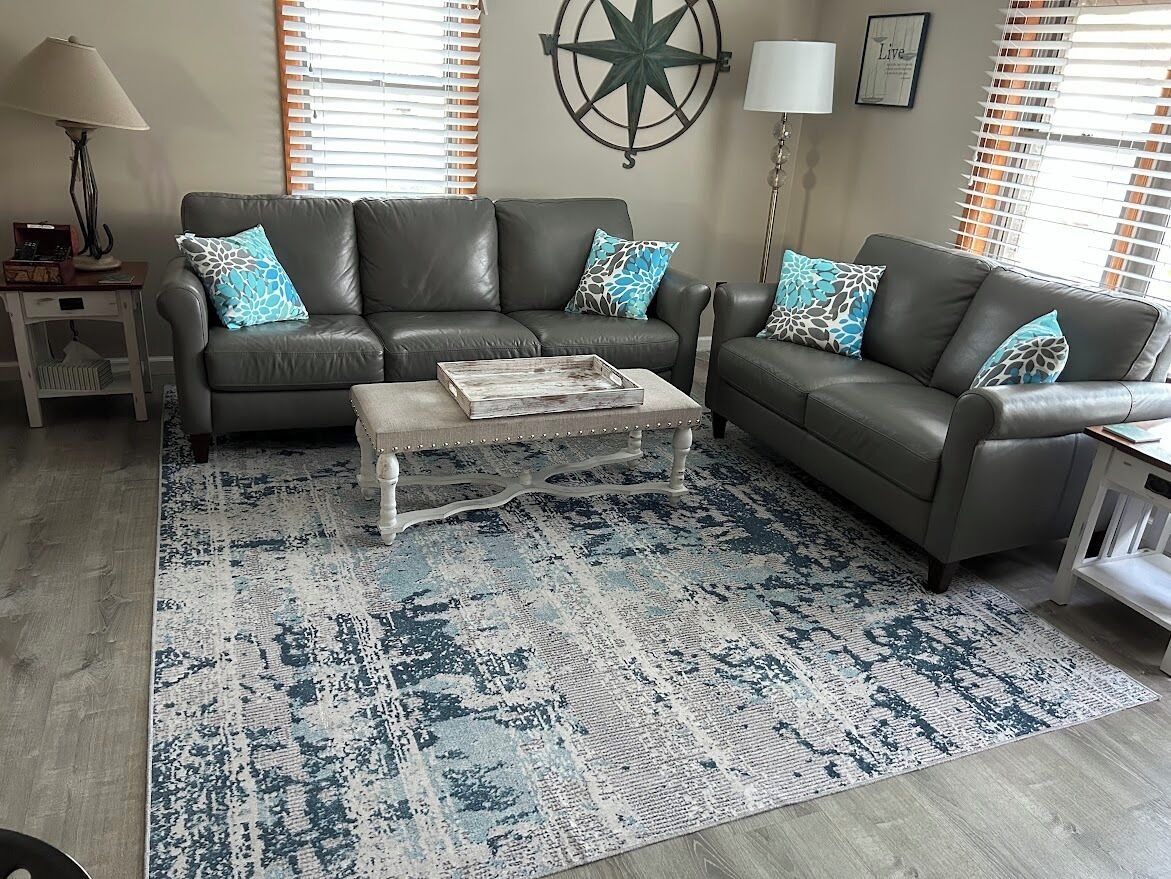 Älytelevisio, videopelejä, DVD-soitin, pöytätennispöytä