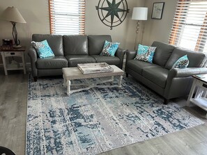 TV connectée, jeux vidéo, lecteur de DVD, table de tennis de table