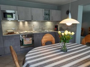 Unclassified image, 5 of 14, button - Bright, friendly Kübler vacation apartment in Kappeln - Bright, friendly (Kappeln)