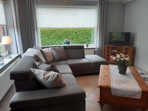 Unclassified image, 3 of 14, button - Bright, friendly Kübler vacation apartment in Kappeln - Bright, friendly (Kappeln)