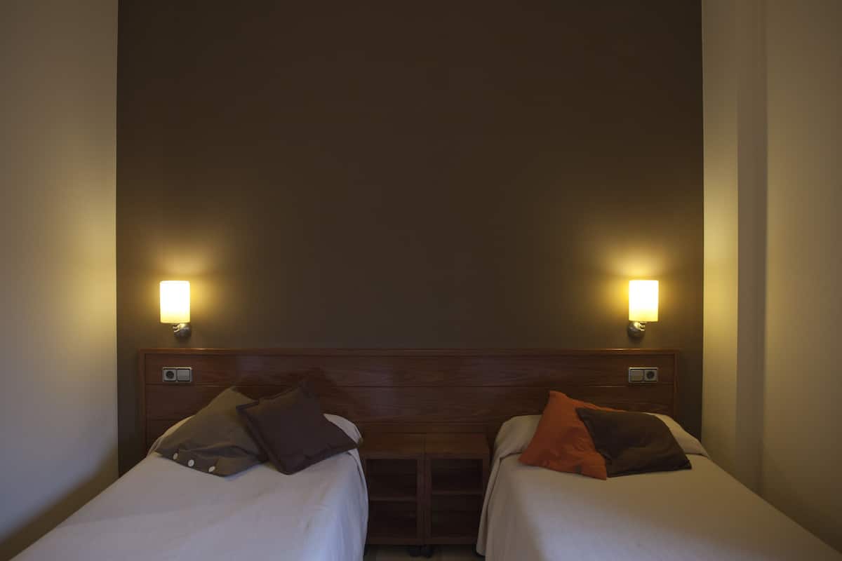 Double Room | Desk, blackout curtains, iron/ironing board (on request), free WiFi