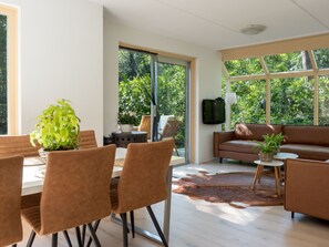 TV, peis, videospill og DVD-spiller