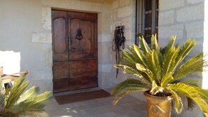 Front of property - Le Mazet De Jean en Camargue (Le Cailar)