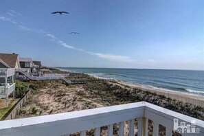 Property grounds - Oceanfront Condo with Fantastic Views (Kure Beach)