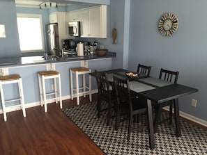 Dining - Oceanfront Condo with Fantastic Views (Kure Beach)