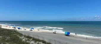 Oceanfront Condo with Fantastic Views