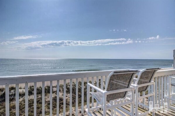 Property grounds - Oceanfront Condo with Fantastic Views (Kure Beach)