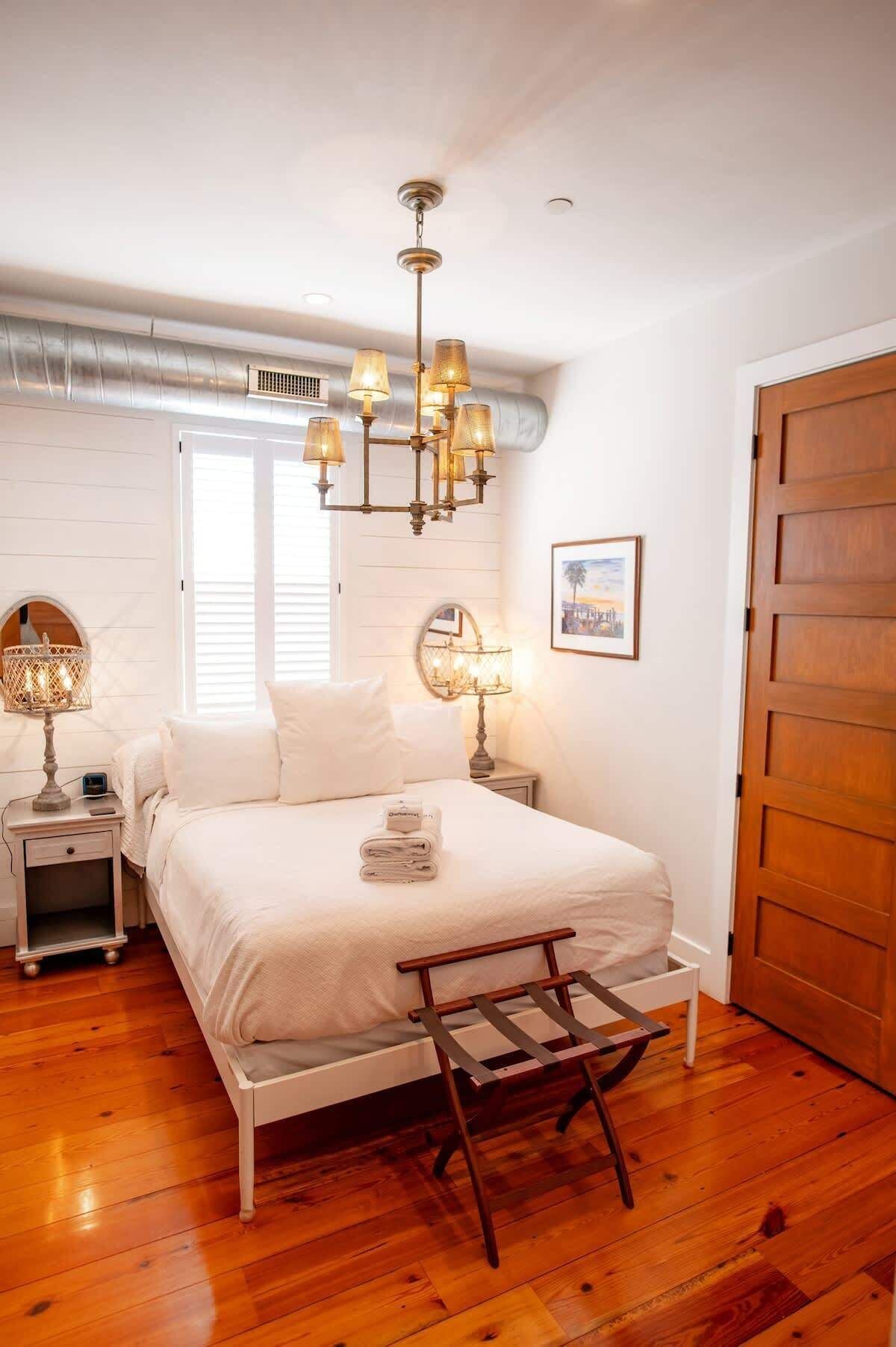 3 bedrooms, iron/ironing board, travel cot, WiFi