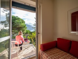 Vila superluxo, 3 quartos | Terraço/pátio