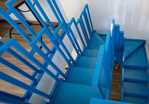 Handrails in stairways