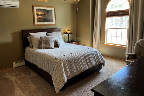 5 chambres, fer et planche à repasser, accès au Wi-Fi (inclus)