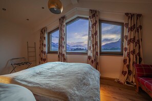 1 Schlafzimmer, Schreibtisch, WLAN, Bettwäsche