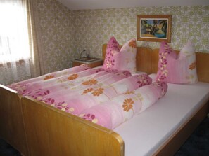 4 quartos, Wi-Fi, roupa de cama
