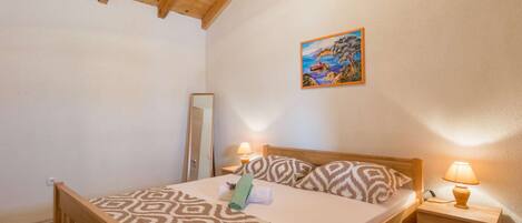 2 Schlafzimmer, Bügeleisen/Bügelbrett, kostenloses WLAN, Bettwäsche