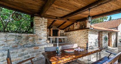 Stone country House Irena with pool on a large property