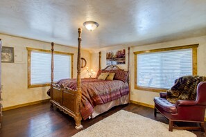 3 bedrooms, iron/ironing board, free WiFi, bed sheets