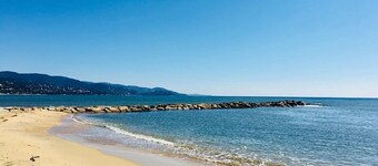 Studio face mer avec parking privé - Le Lavandou