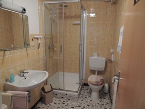 Unclassified image, 2 of 10, button