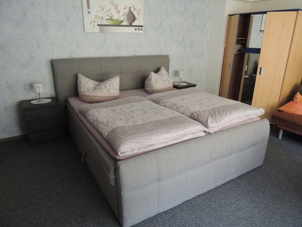 Unclassified image, 1 of 10, button