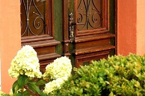 Property entrance - Boutique Hotel Kloster Pfalzel (Trier)