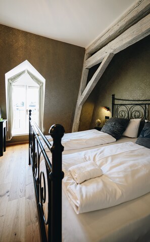 Comfort Double Room | Minibar, individually decorated, individually furnished, free WiFi - Boutique Hotel Kloster Pfalzel (Trier)