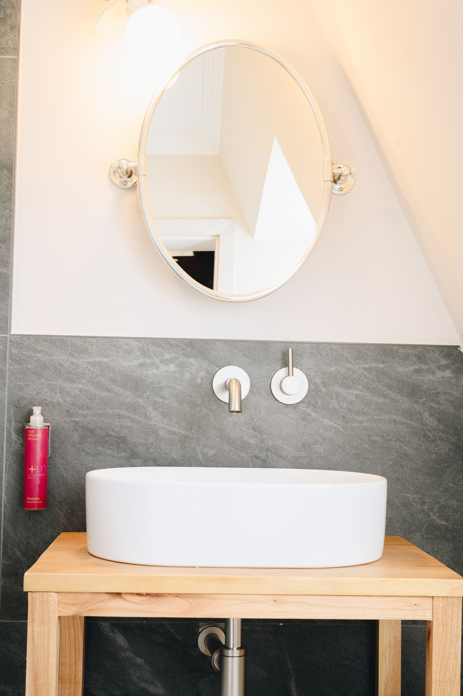 superior double room, river view | bathroom | free toiletries, hair dryer, towels