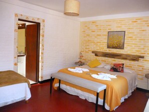 Phòng đôi Tiêu chuẩn, 1 phòng ngủ, phòng tắm riêng | Két bảo mật tại phòng, nôi/giường cho trẻ sơ sinh (phụ phí) 