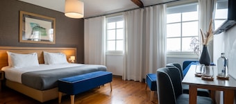 Santa Catarina FLH Suites