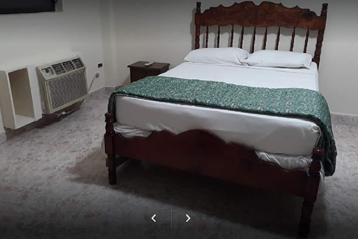 Single Room  | Sengetøy av topp kvalitet, skrivebord og strykejern/-brett