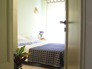 Classic Double Room | 1 bedroom, desk, blackout curtains, free WiFi - Le Muse B&B (Locri)