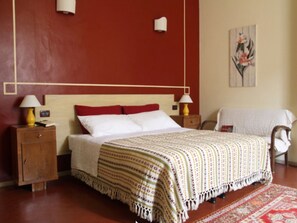 1 غرفة نوم ومكتب وستائر تعتيم وواي فاي مجانًا