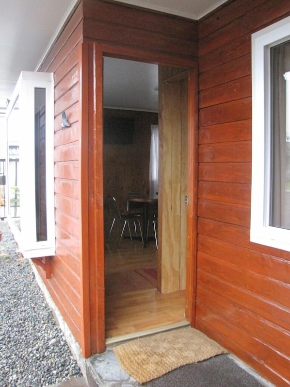 Standard-Ferienhütte, 3 Schlafzimmer | 3 Schlafzimmer, Zimmersafe, kostenloses WLAN, Rollstuhlgeeignet