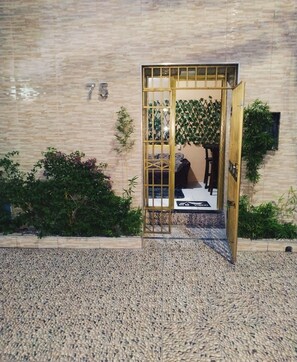 숙박 시설 정면