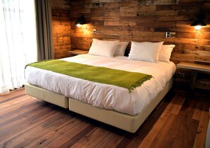 Deluxe Room, 1 King Bed, Lake View (Nativa Suite) - Hotel Agua Nativa (Puerto Varas)