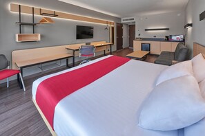 Superior Room, 1 King Bed with Sofa bed