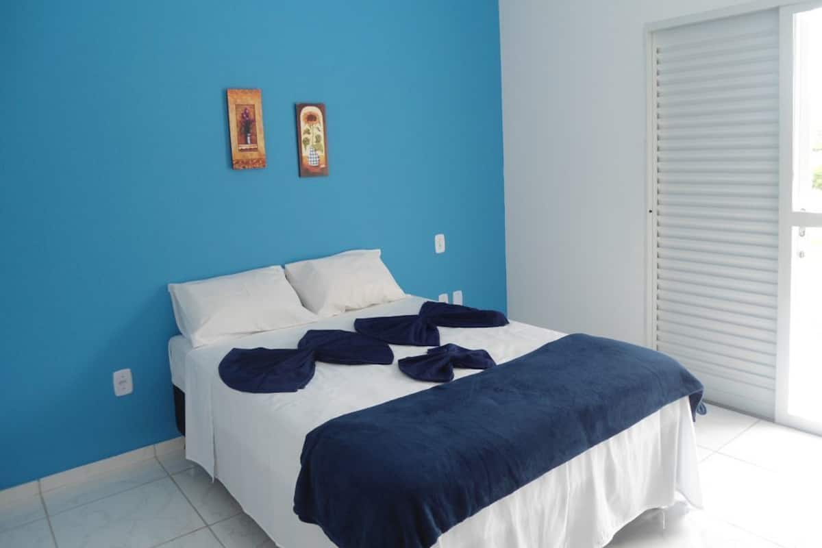 Standard Double Room | Minibar, free cribs/infant beds, free WiFi, bed sheets