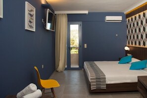 Hochwertige Bettwaren, Bügeleisen/Bügelbrett, kostenlose Babybetten