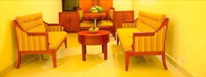Phòng Suite Deluxe | Khu phòng khách