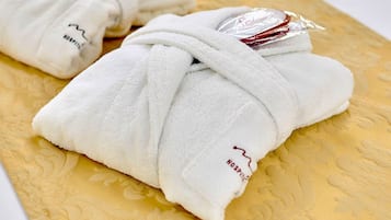 Basic Room | 1 bedroom, hypo-allergenic bedding, in-room safe, soundproofing