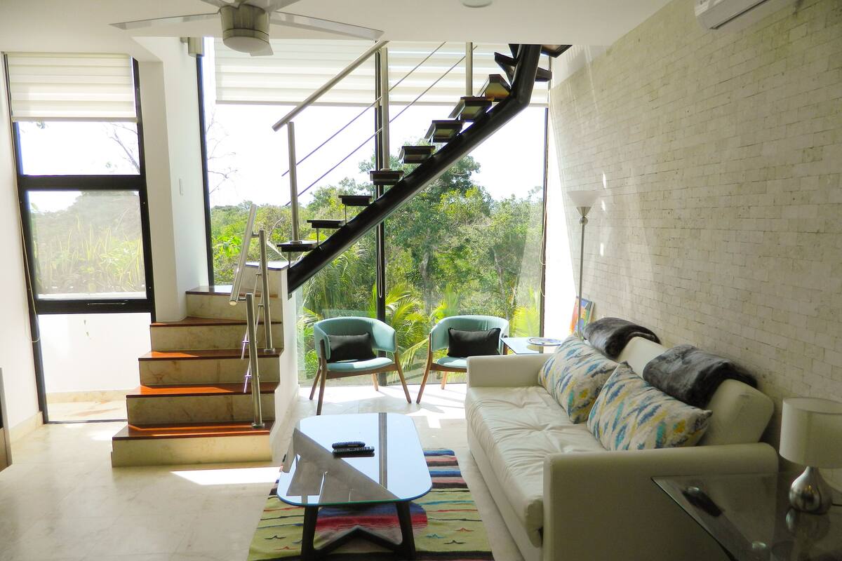 Luxury Penthouse, 2 Bedrooms, Terrace | Living room