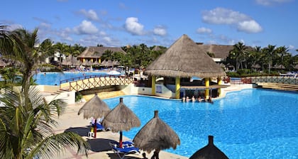 Kiin Luxury Condos Riviera Maya