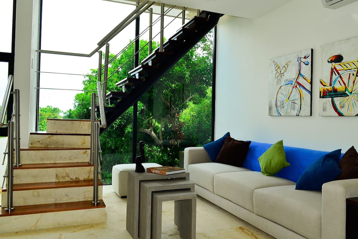 Luxury Penthouse, 3 Bedrooms, Private Pool | Living room