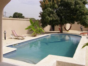 Outdoor pool - Auberge Keur Mame (Mbour)