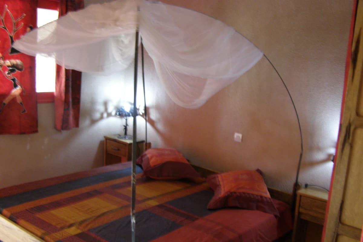 1 habitación, wifi gratis y ropa de cama