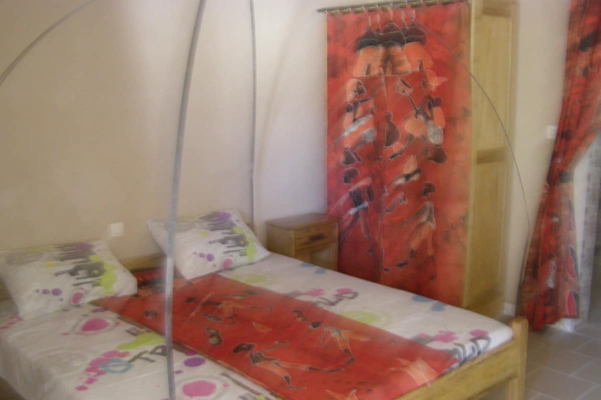 1 habitación, wifi gratis y ropa de cama