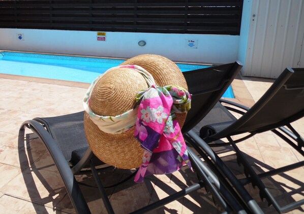 Huvila, 4 makuuhuonetta, yksityinen uima-allas | Terassi/patio