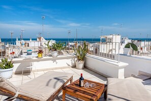 Suite Panoramique, 1 chambre, terrasse, vue océan | Terrasse/Patio